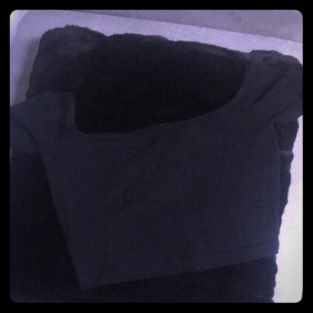 AA crop top